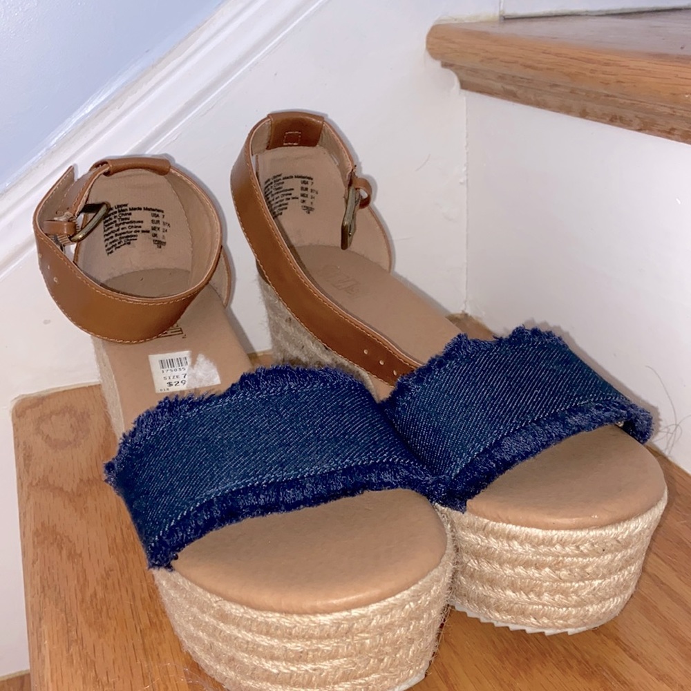 Platform sandals! Worn once.